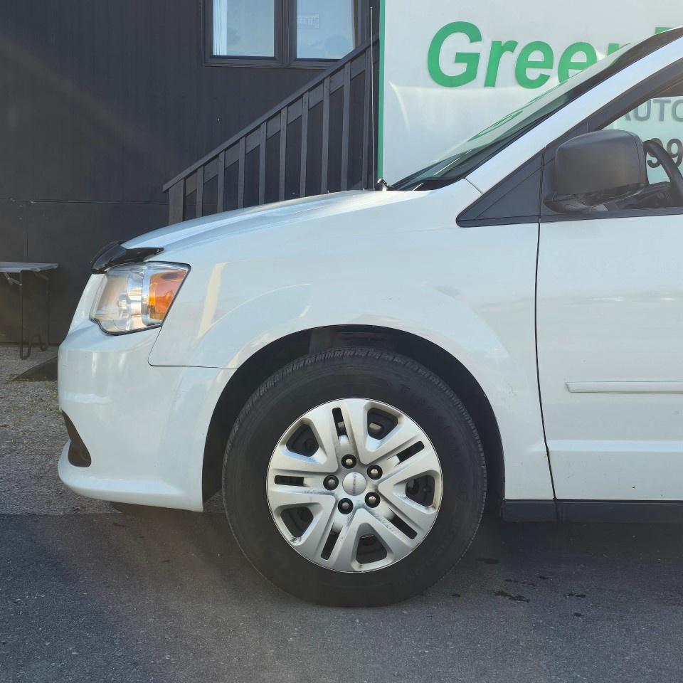 2017 Dodge Grand Caravan 4dr Wgn SXT Photo