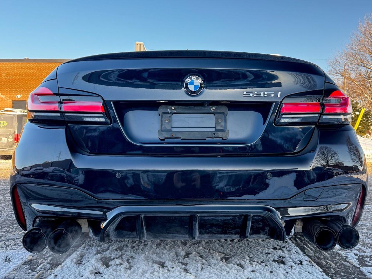 2012 BMW 5 Series 4dr Sdn 535i xDrive AWD Photo