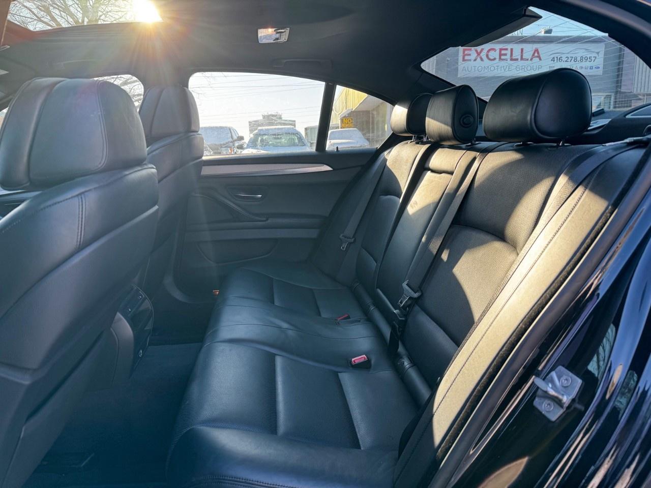 2012 BMW 5 Series 4dr Sdn 535i xDrive AWD Photo