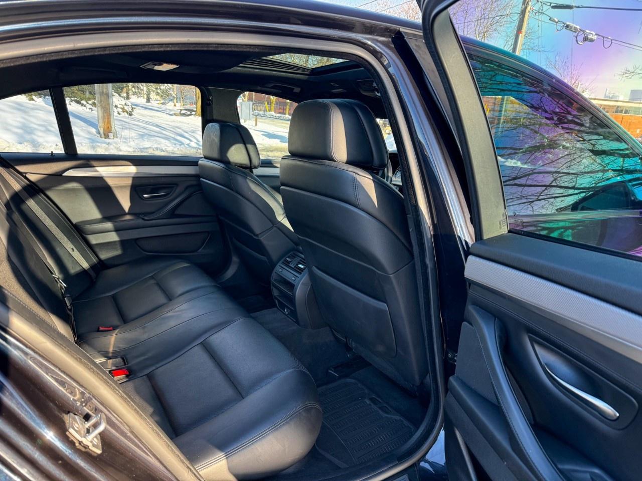 2012 BMW 5 Series 4dr Sdn 535i xDrive AWD Photo