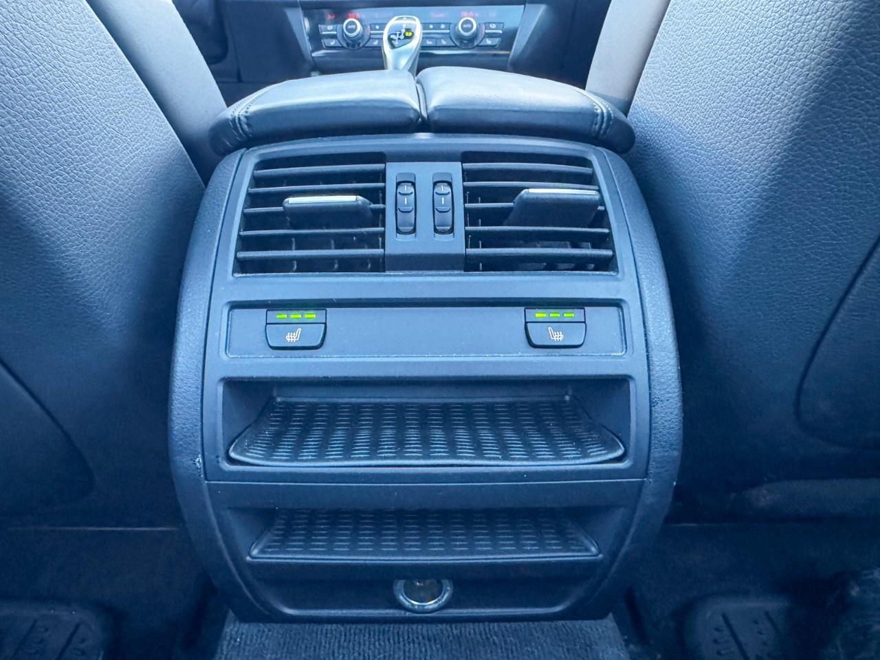 2012 BMW 5 Series 4dr Sdn 535i xDrive AWD Photo