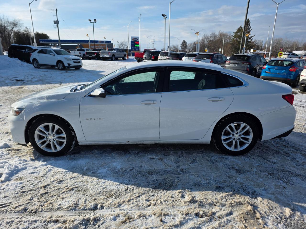 2016 Chevrolet Malibu LT w/1LT 4dr Sedan Photo