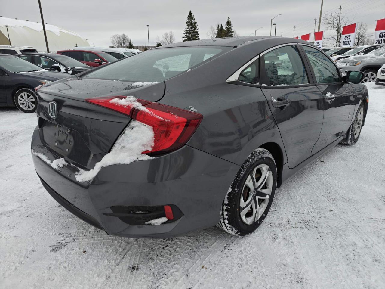 2018 Honda Civic LX (M6) 4dr Sedan Photo4