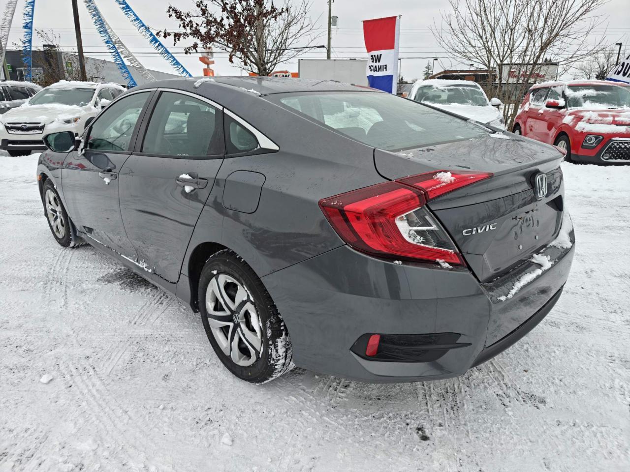 2018 Honda Civic LX (M6) 4dr Sedan Photo