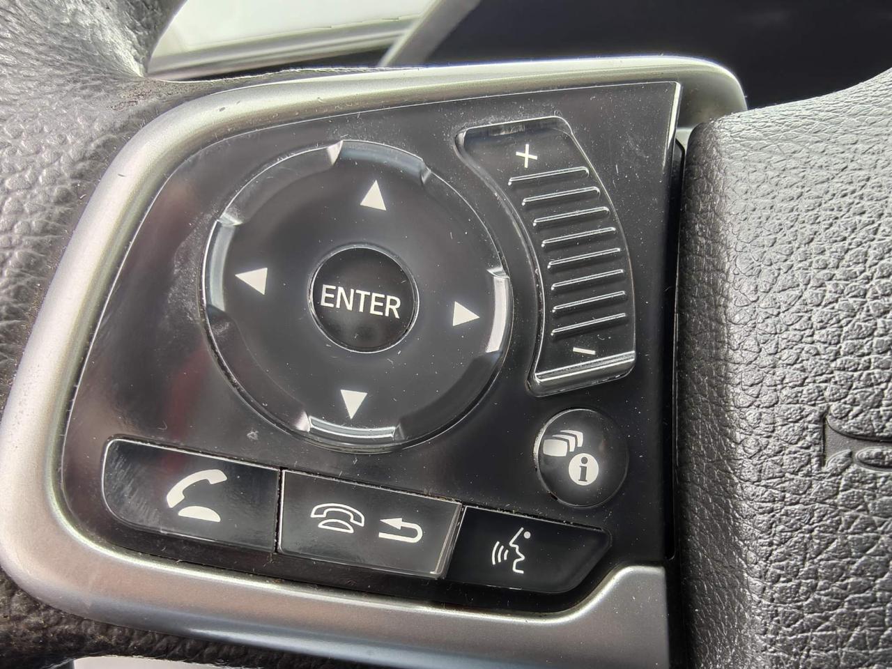 2018 Honda Civic LX (M6) 4dr Sedan Photo