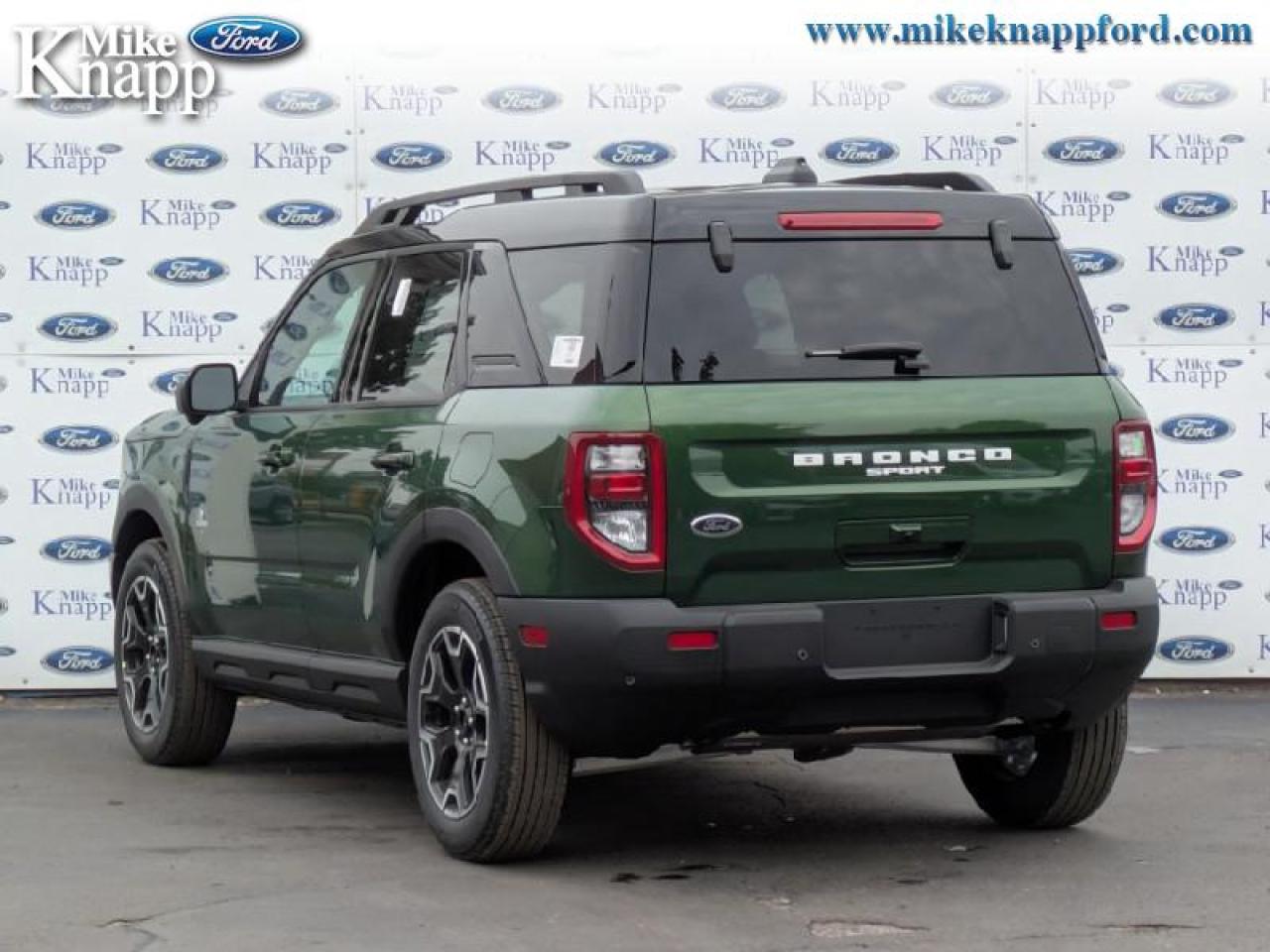 2025 Ford Bronco Sport Outer Banks Photo2
