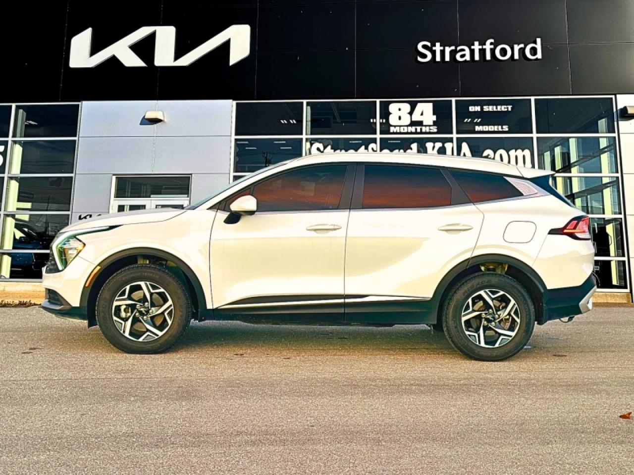 2023 Kia Sportage LX AWD Photo2