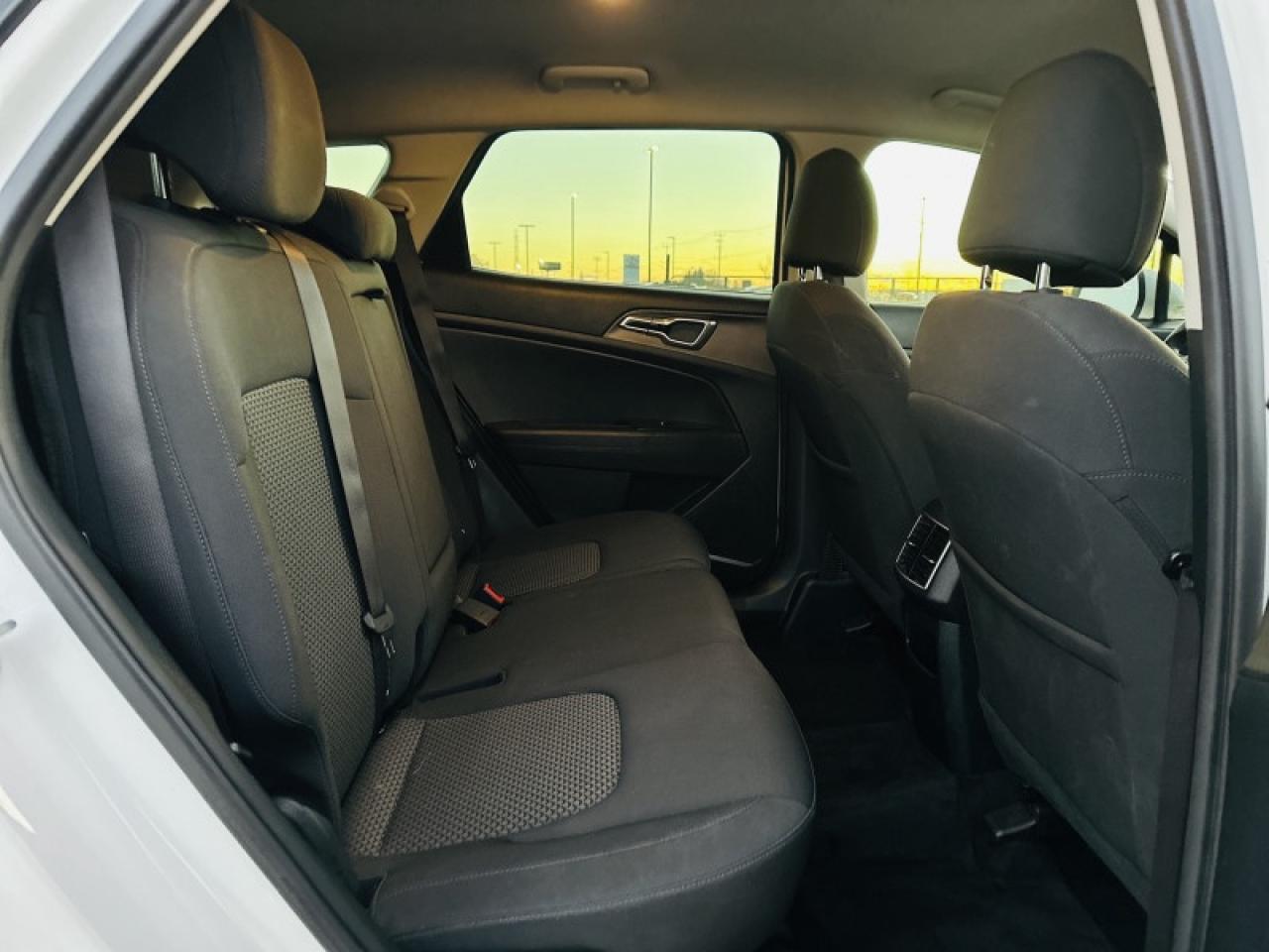 2023 Kia Sportage LX AWD Photo