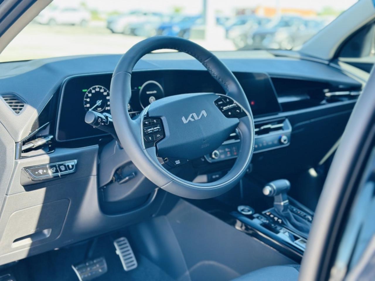 2026 Kia NIRO SX Photo