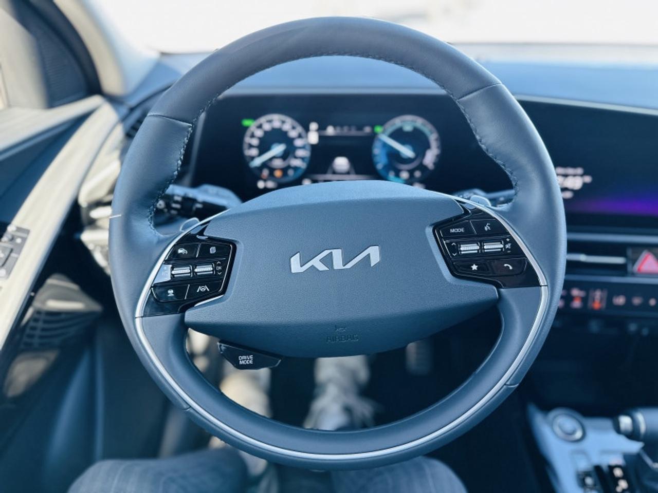 2026 Kia NIRO HEV SX Photo