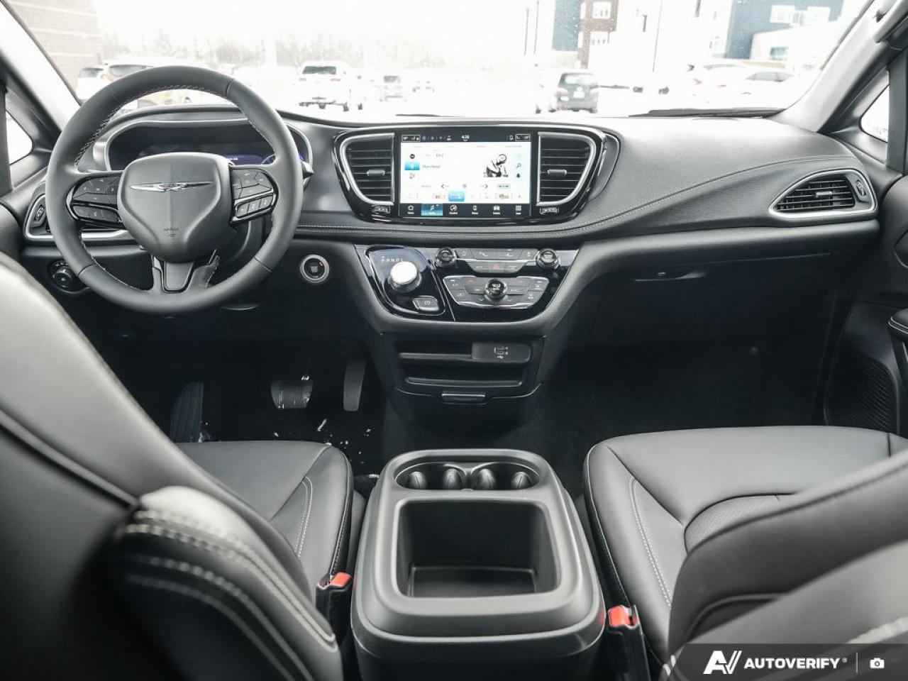 2026 Chrysler Pacifica Select Front-Wheel Drive Passenger Van Photo