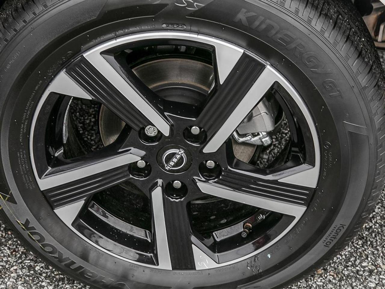 2025 Nissan Sentra SV 4DR SEDAN Photo