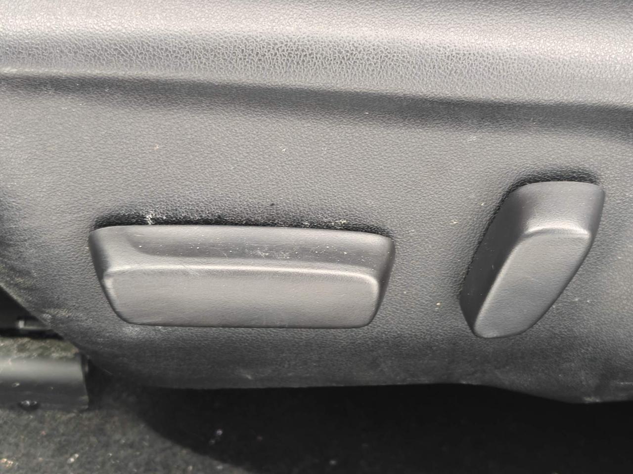 2019 Toyota Corolla SE (CVTi-S) 4dr Sedan Photo