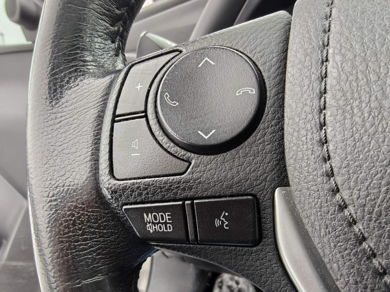 2019 Toyota Corolla SE (CVTi-S) 4dr Sedan Photo