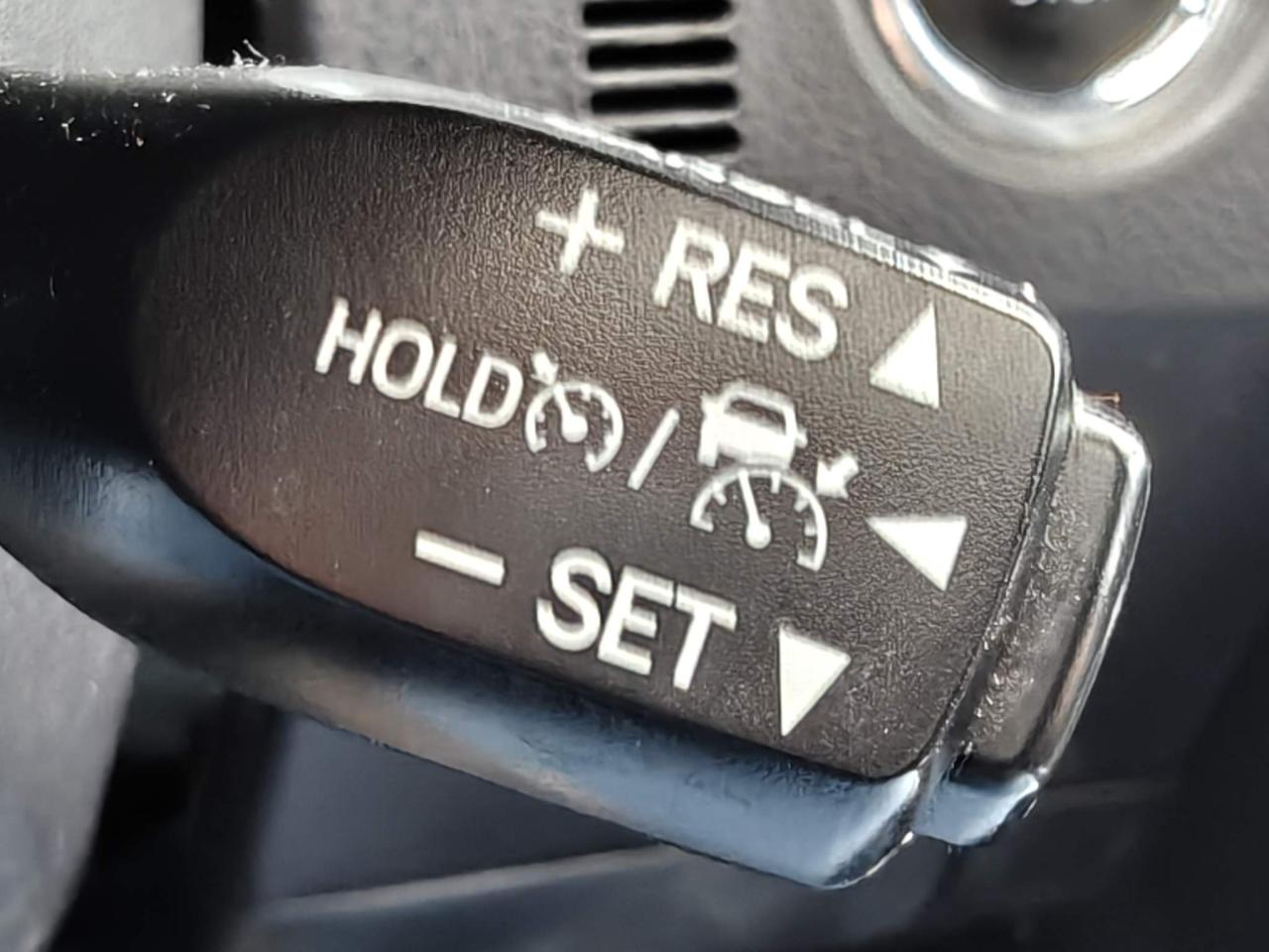 2019 Toyota Corolla SE (CVTi-S) 4dr Sedan Photo