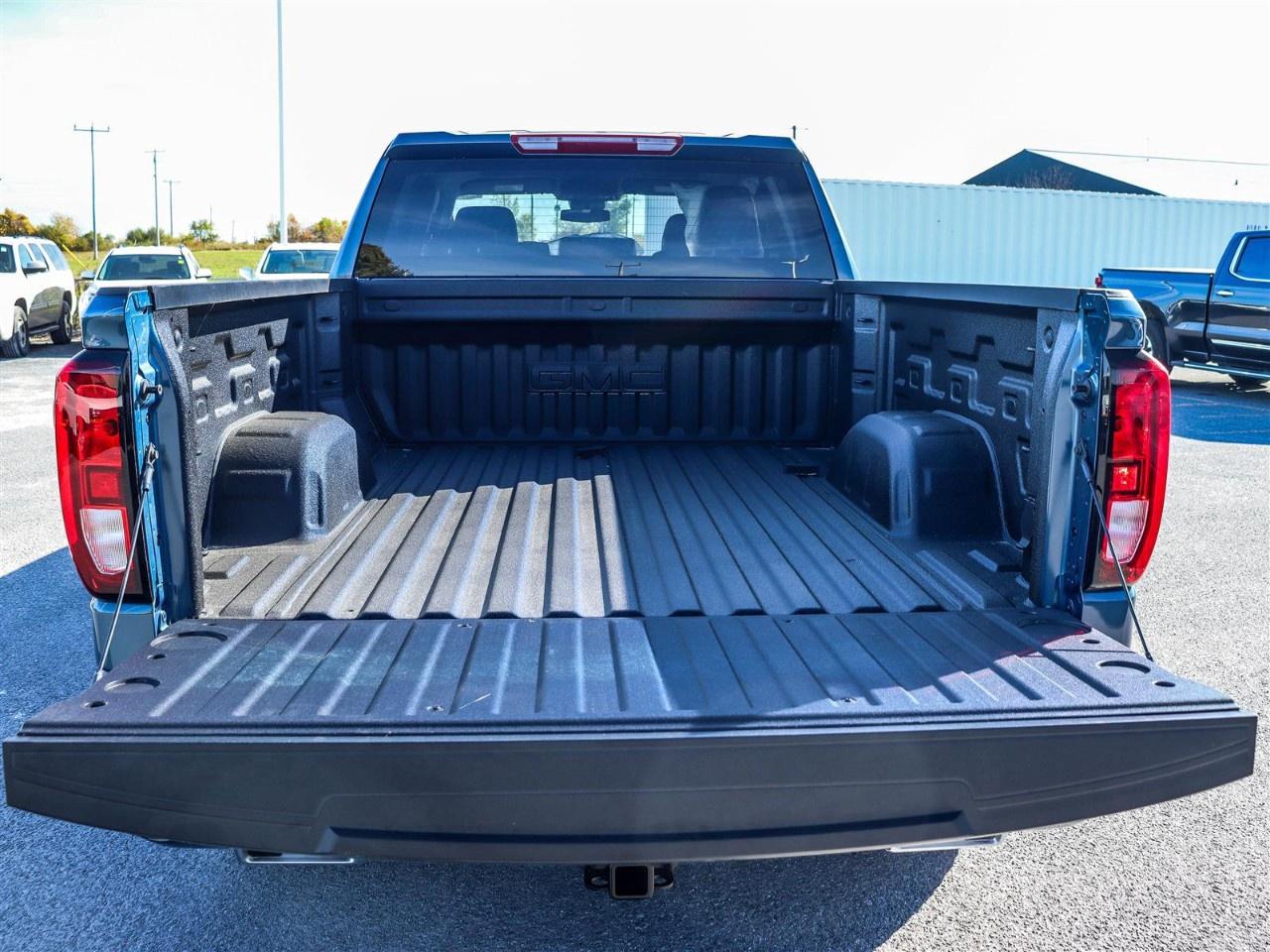 2026 GMC Sierra 1500 Crew Cab Standard Box 4-Wheel Drive Elevation Photo