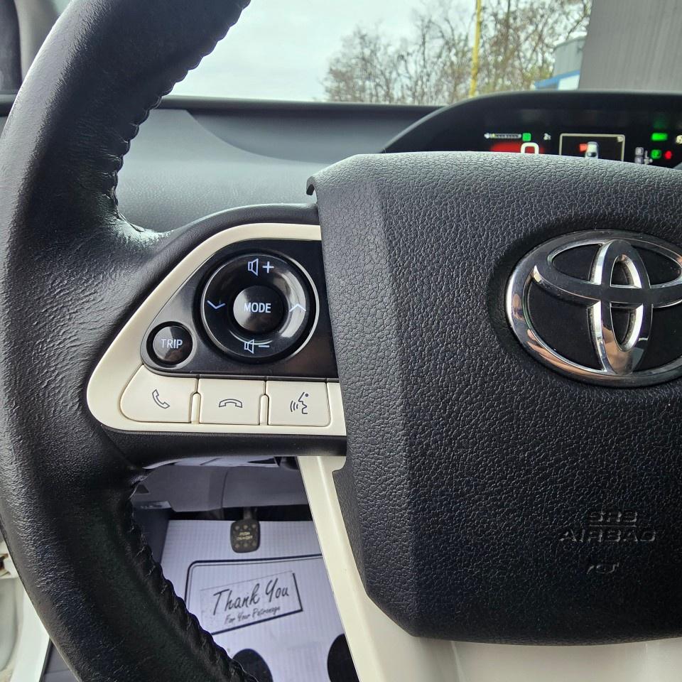 2016 Toyota Prius 5dr Hb Touring Photo