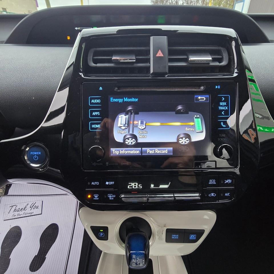 2016 Toyota Prius 5dr Hb Touring Photo