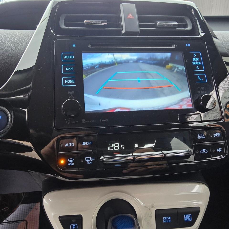 2016 Toyota Prius 5dr Hb Touring Photo