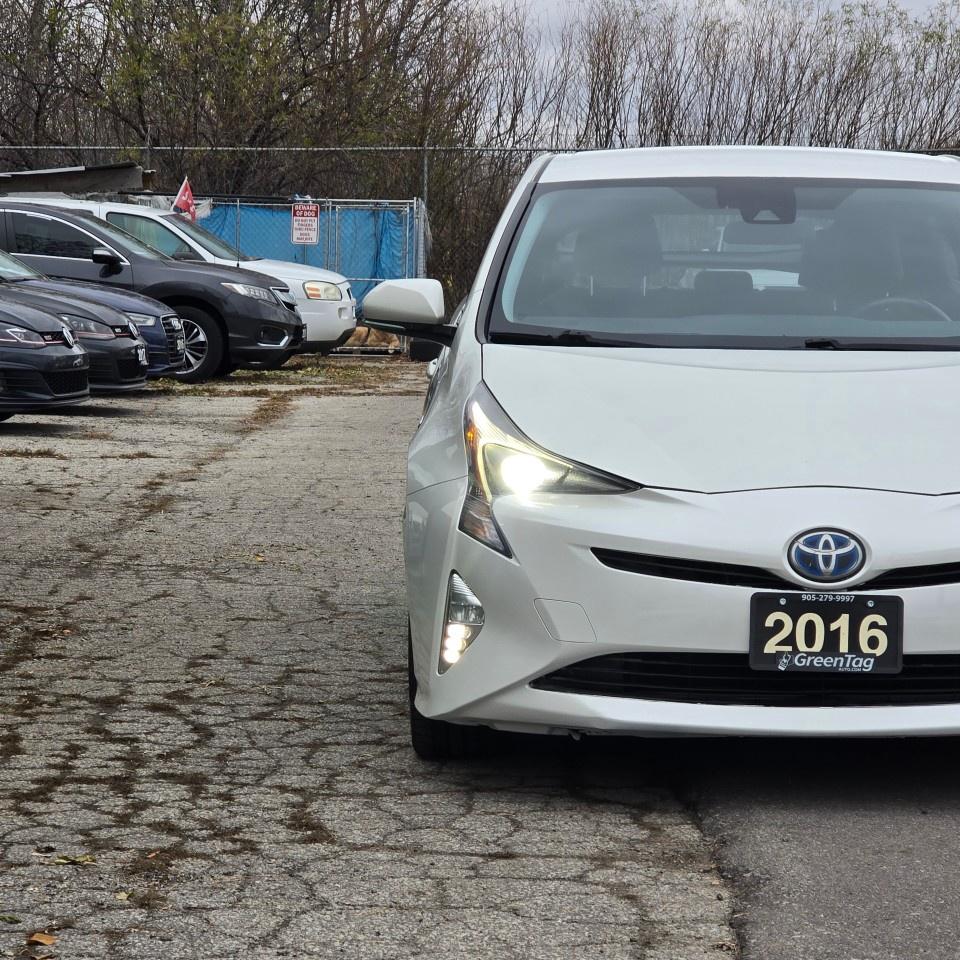 2016 Toyota Prius 5dr Hb Touring Photo