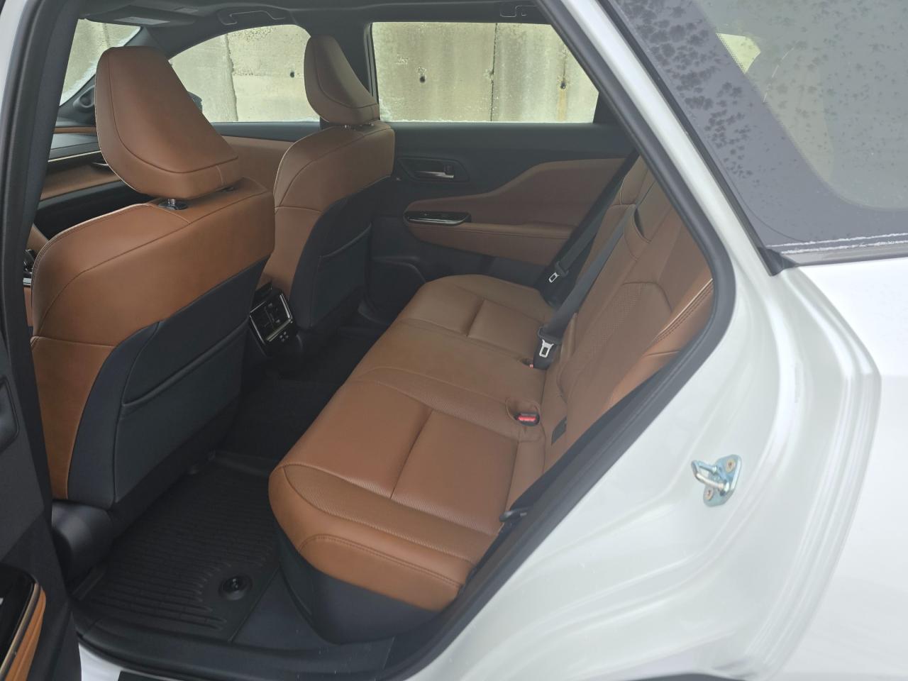 2025 Toyota Crown Signia Limited 4dr All-Wheel Drive Photo