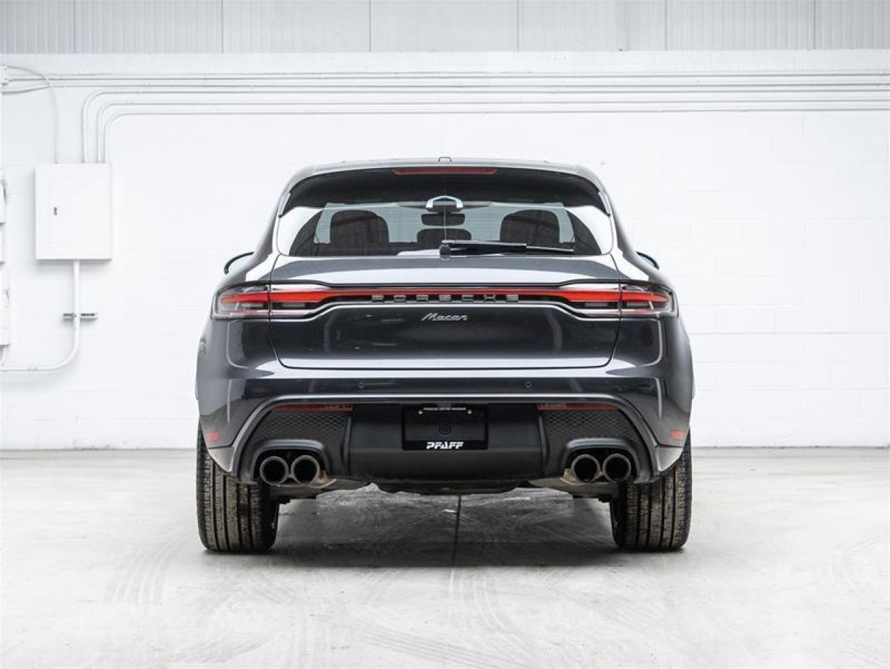 2025 Porsche Macan  Photo