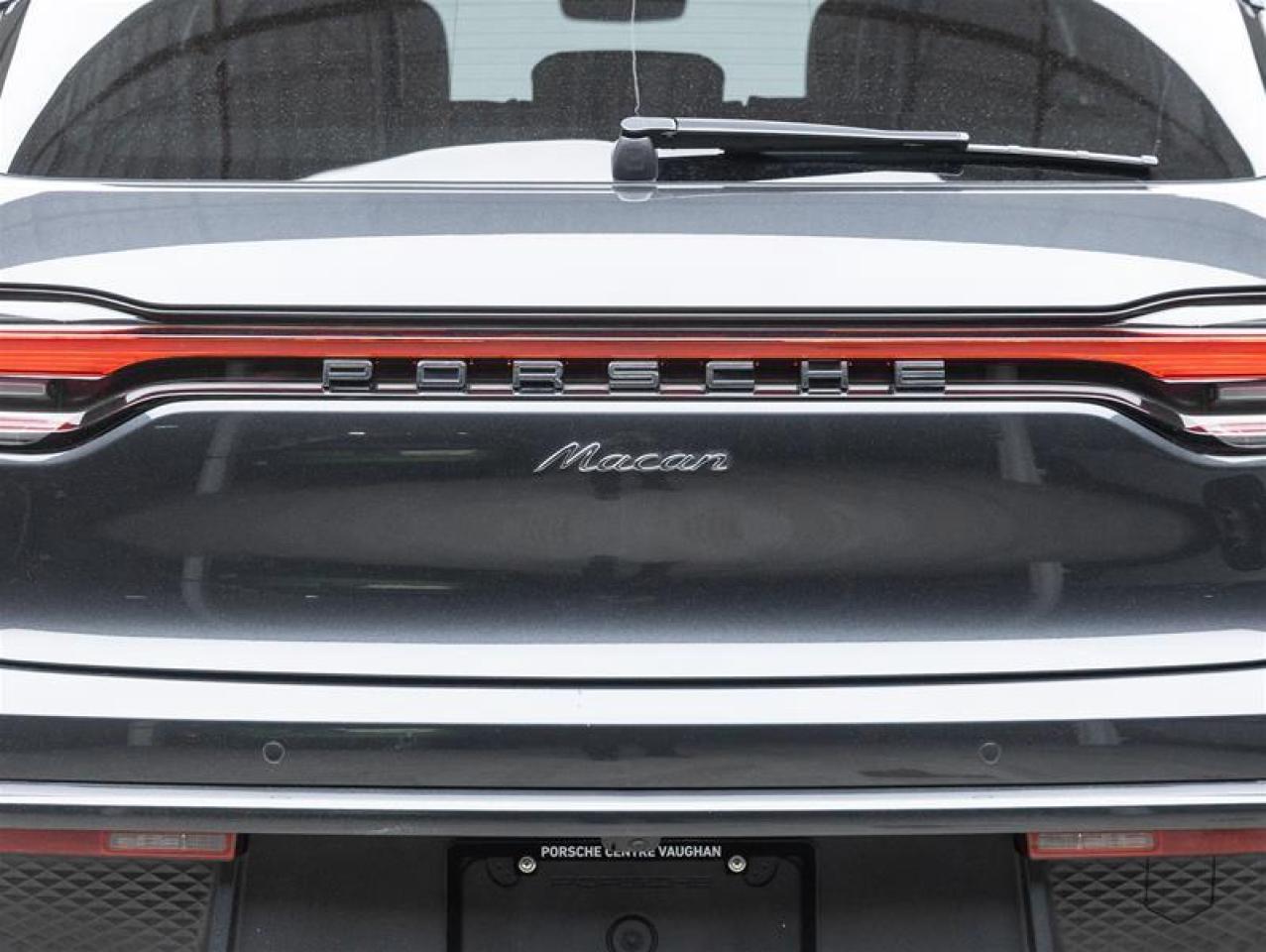 2025 Porsche Macan  Photo