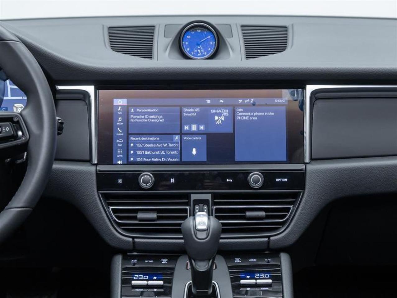 2025 Porsche Macan  Photo