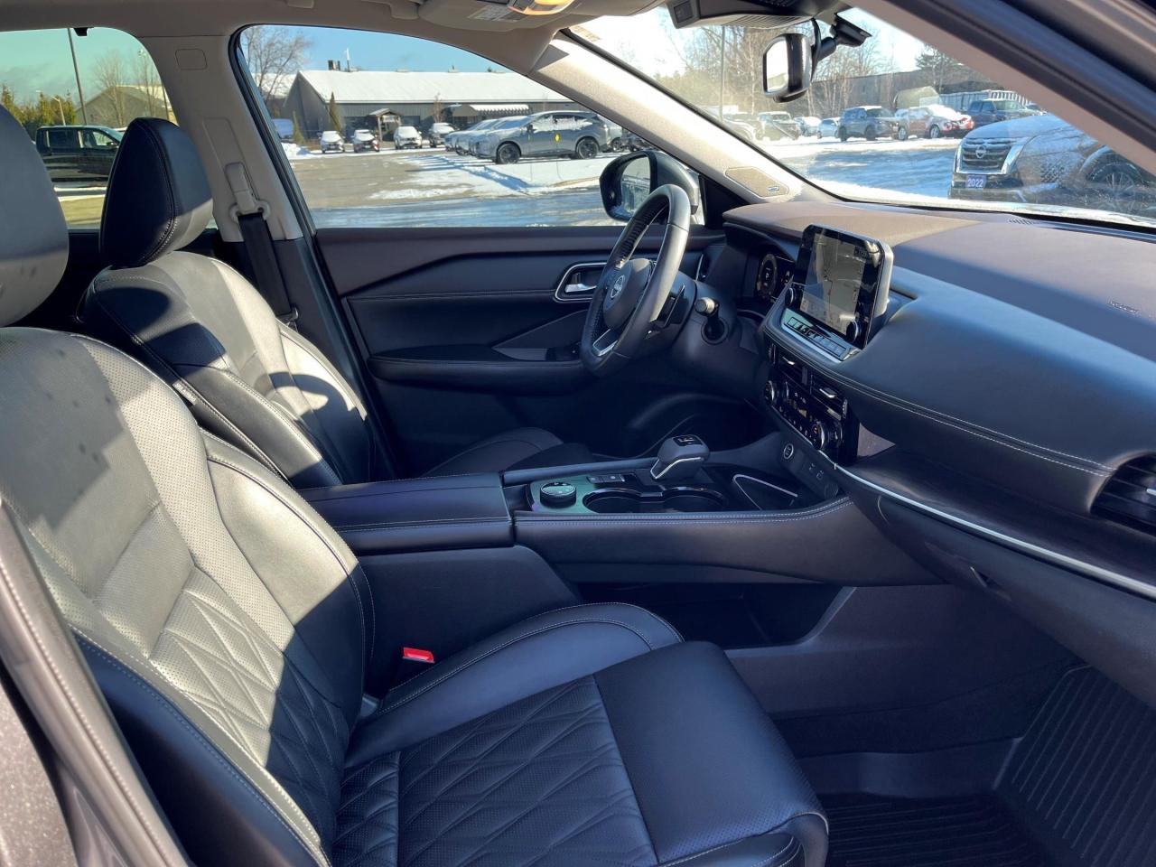 2023 Nissan Rogue Platinum 4dr All-Wheel Drive Sport Utility Photo