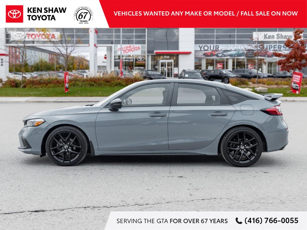 2023 Honda Civic Sport 4dr Hatchback Photo3