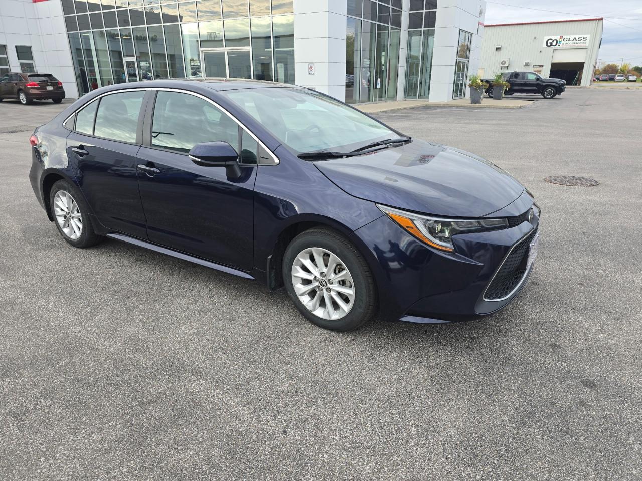 2020 Toyota Corolla XLE (CVT) 4dr Sedan Photo