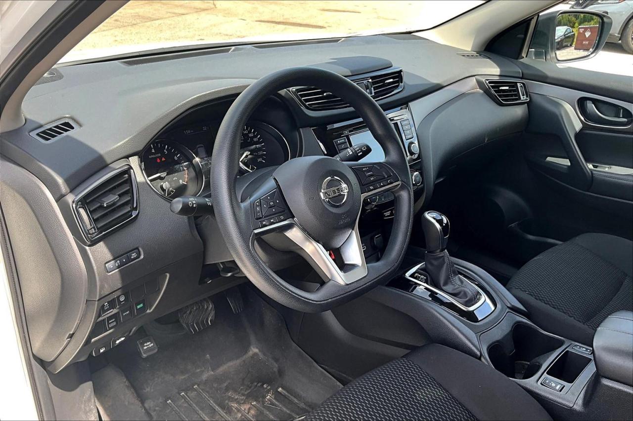 2023 Nissan Qashqai S 4dr All-wheel Drive Photo3