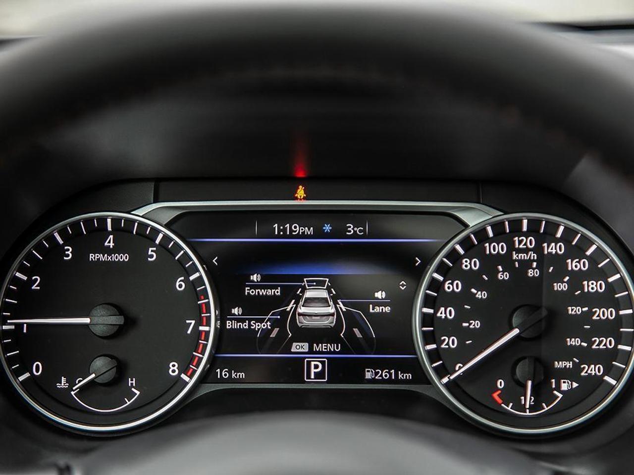 2025 Nissan Sentra SR 4dr Sedan Photo