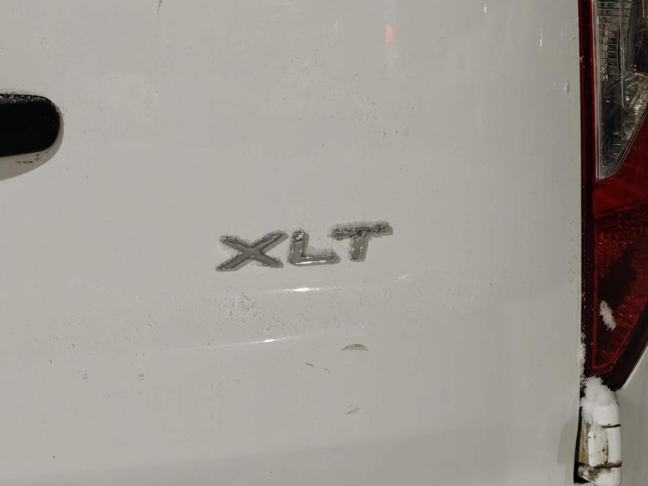 2020 Ford Transit Connect XLT w/Dual Sliding Doors Cargo Van Photo4