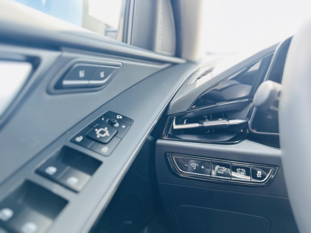 2026 Kia NIRO EX Premium Photo