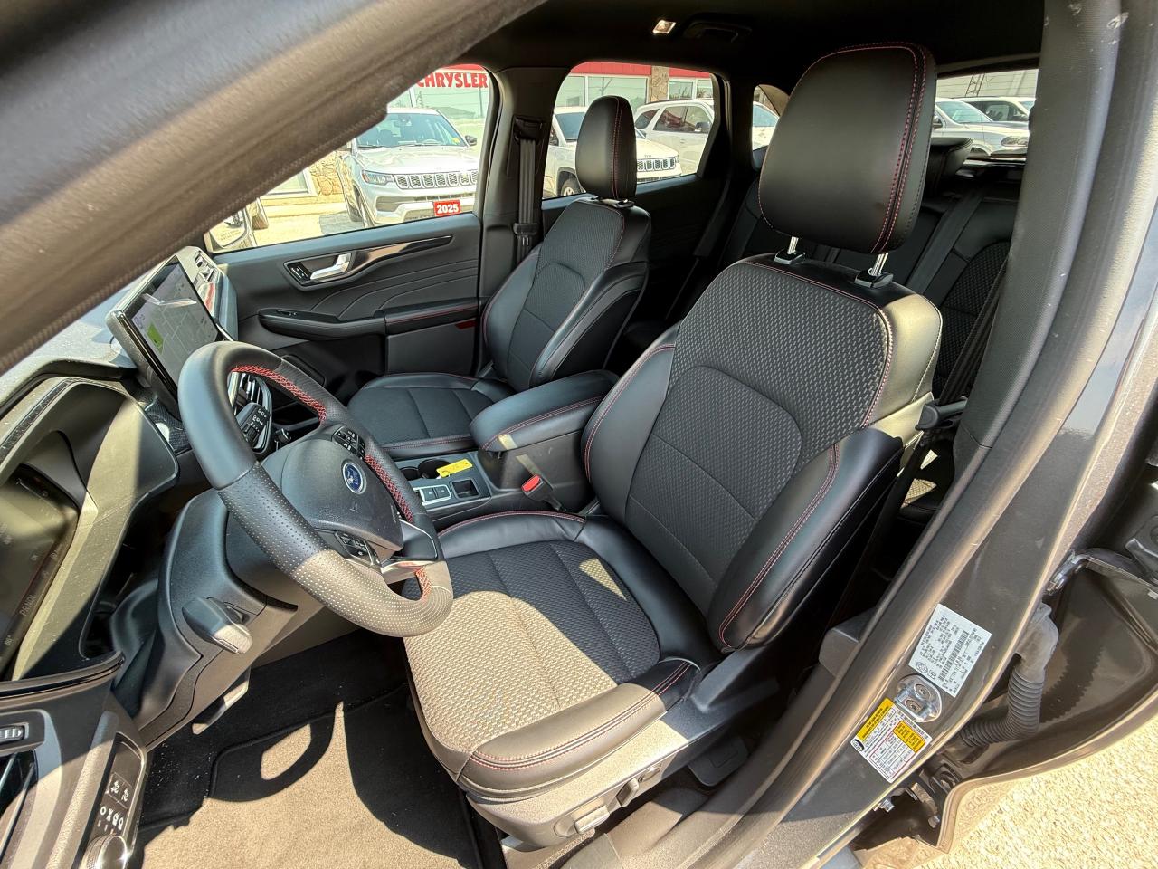 2024 Ford Escape ST-Line 4dr All-Wheel Drive Photo