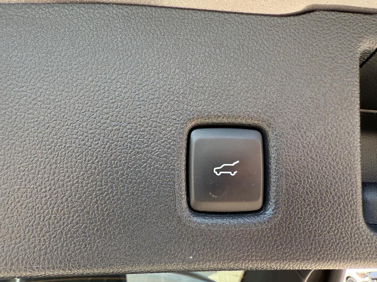 2024 Ford Escape ST-Line 4dr All-Wheel Drive Photo