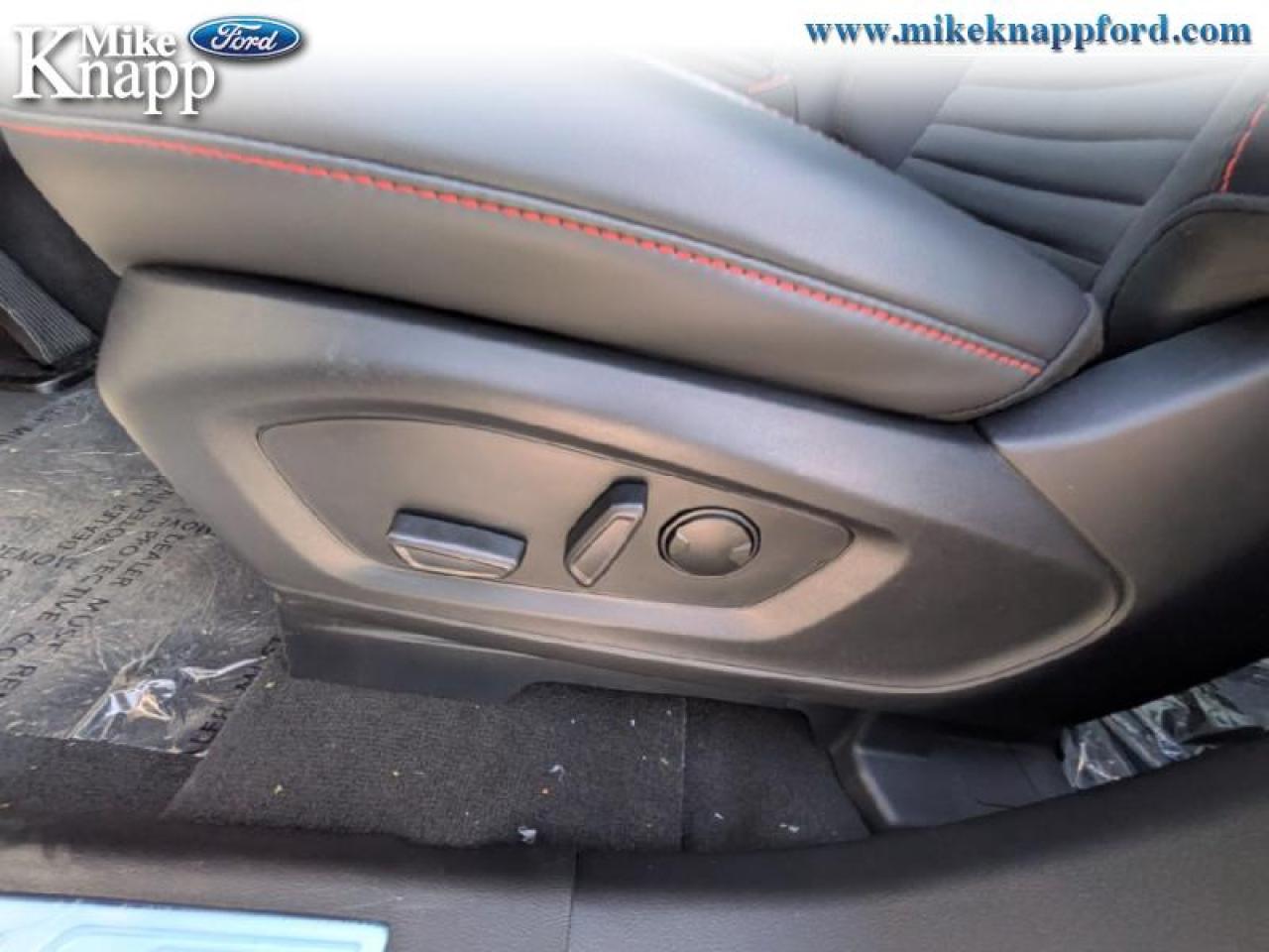 2025 Ford Explorer ST-Line Photo