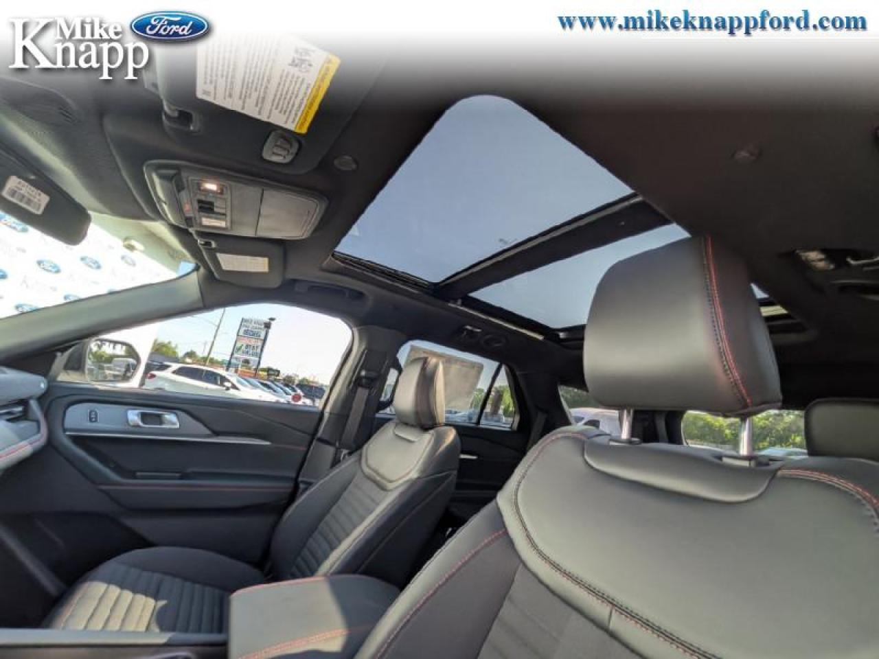 2025 Ford Explorer ST-Line Photo