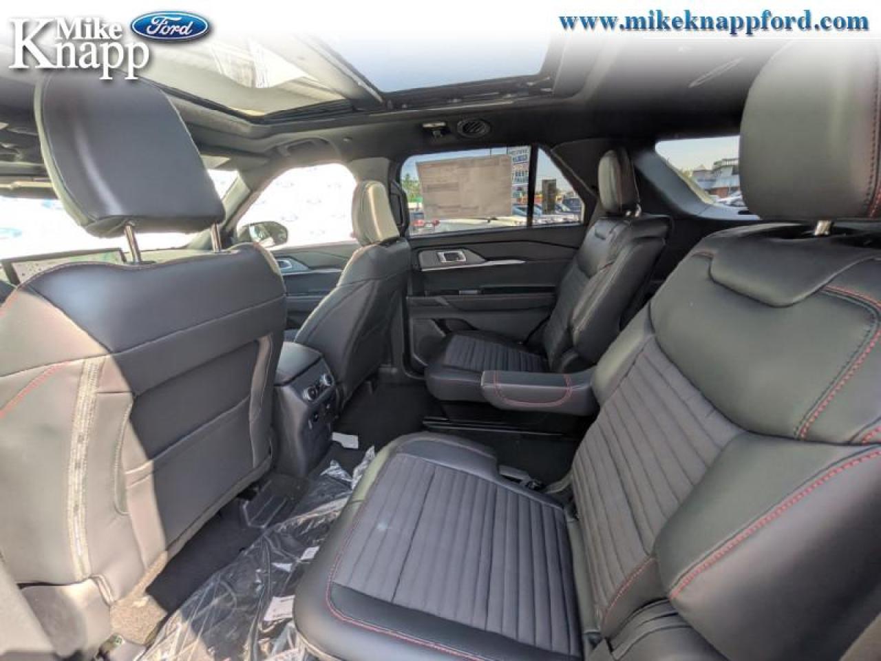 2025 Ford Explorer ST-Line Photo