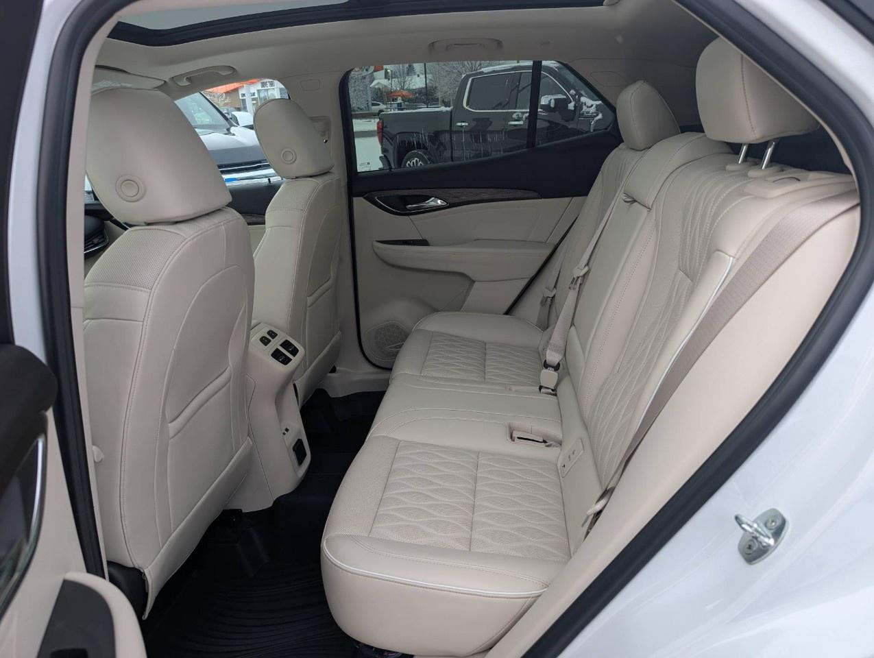 2022 Buick Envision AWD 4dr Avenir Photo