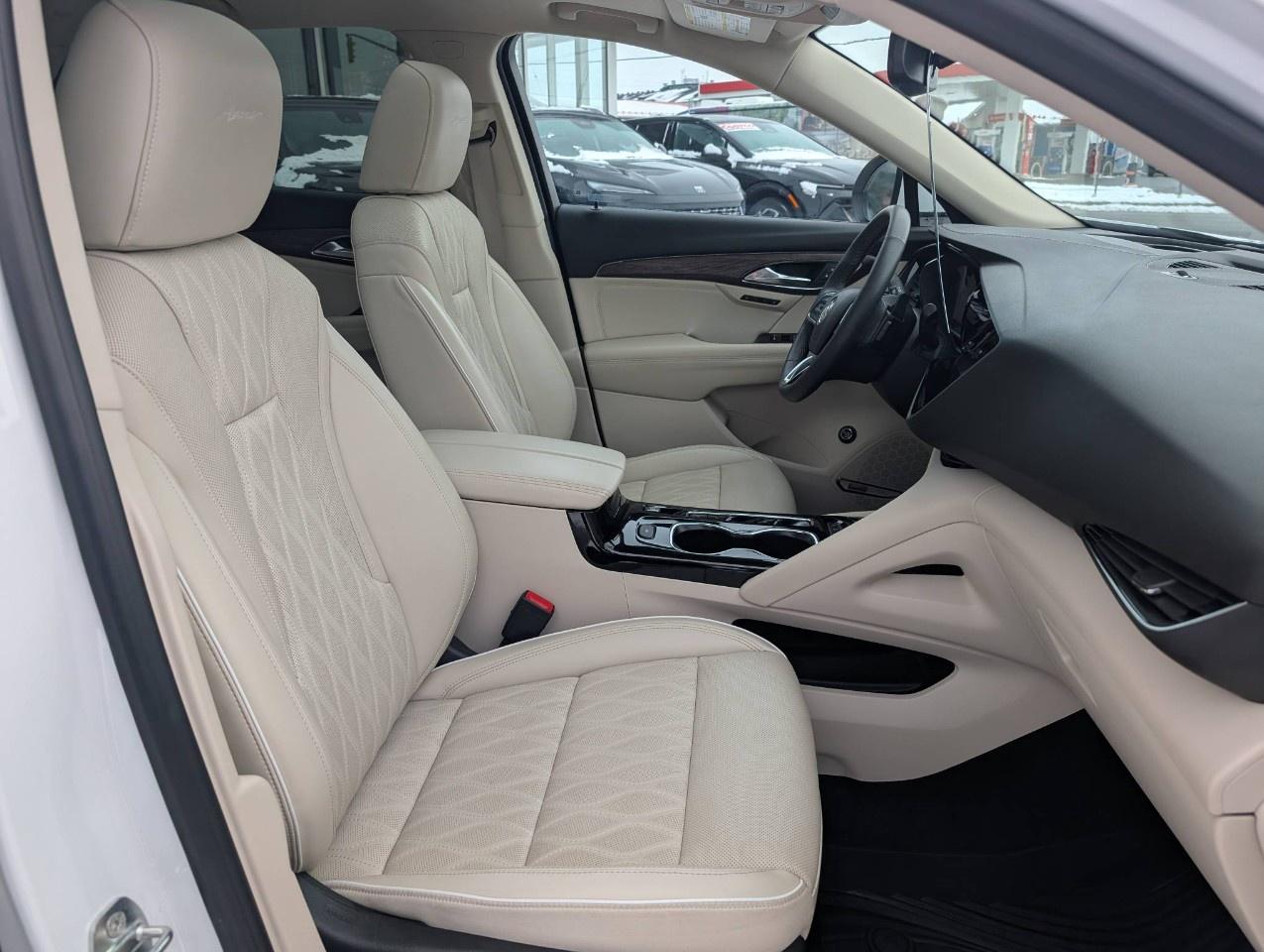 2022 Buick Envision AWD 4dr Avenir Photo