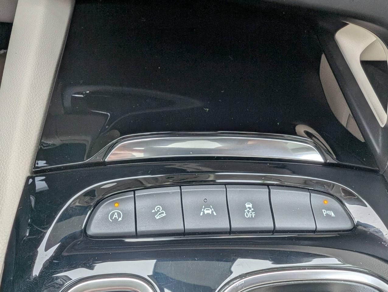 2022 Buick Envision AWD 4dr Avenir Photo