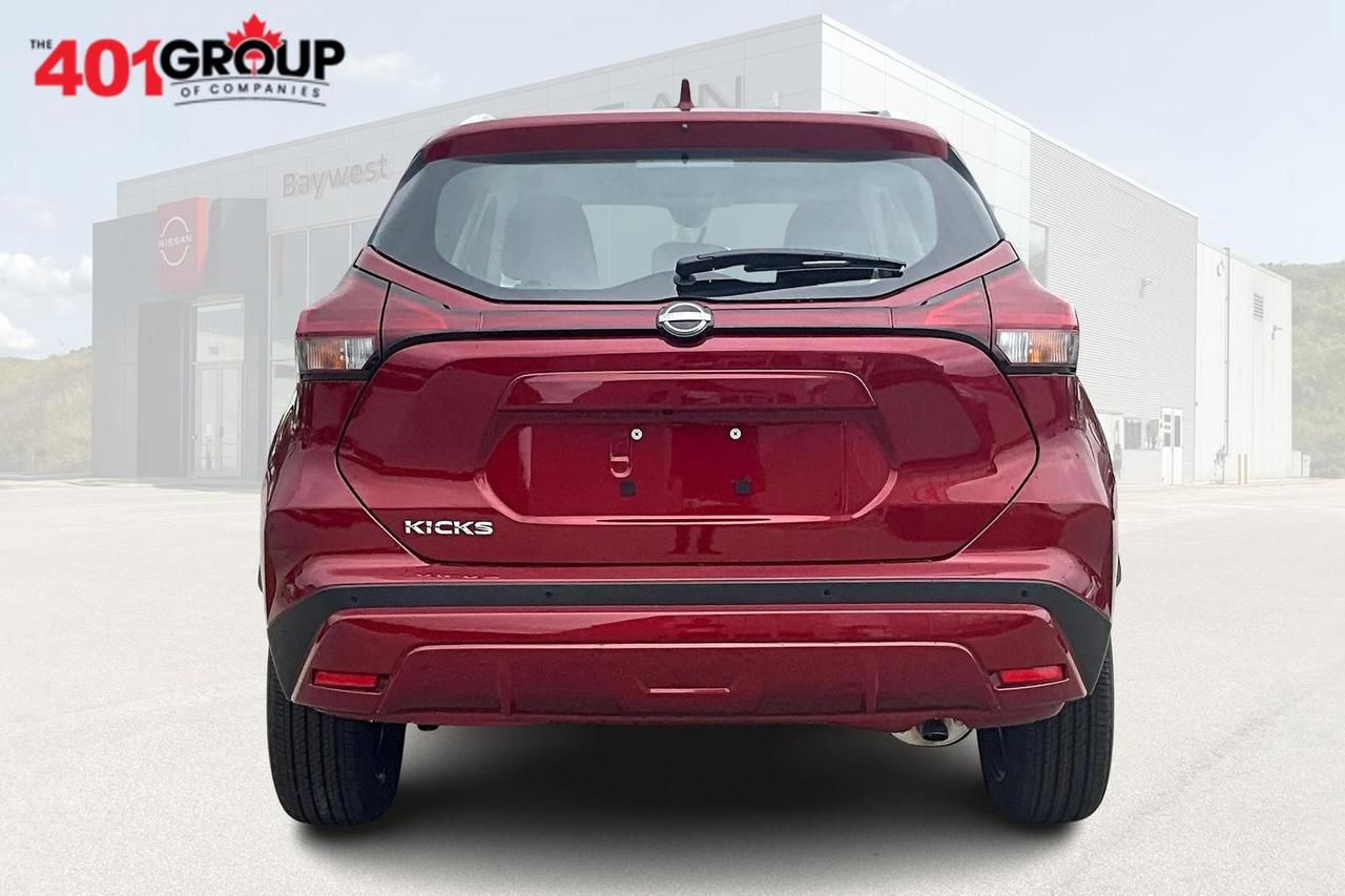2025 Nissan Kicks Play SV 4dr Front-Wheel Drive Photo3