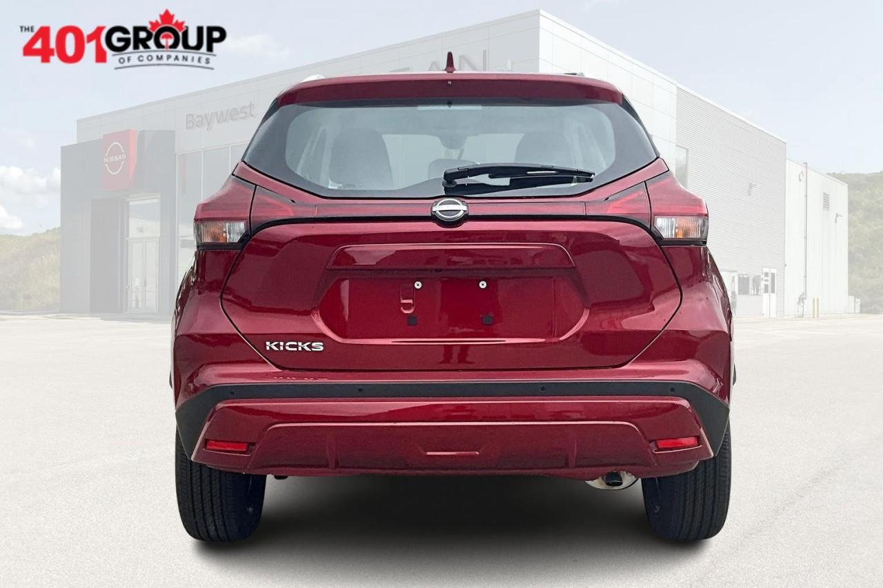 2025 Nissan Kicks Play SV 4dr Front-Wheel Drive Photo