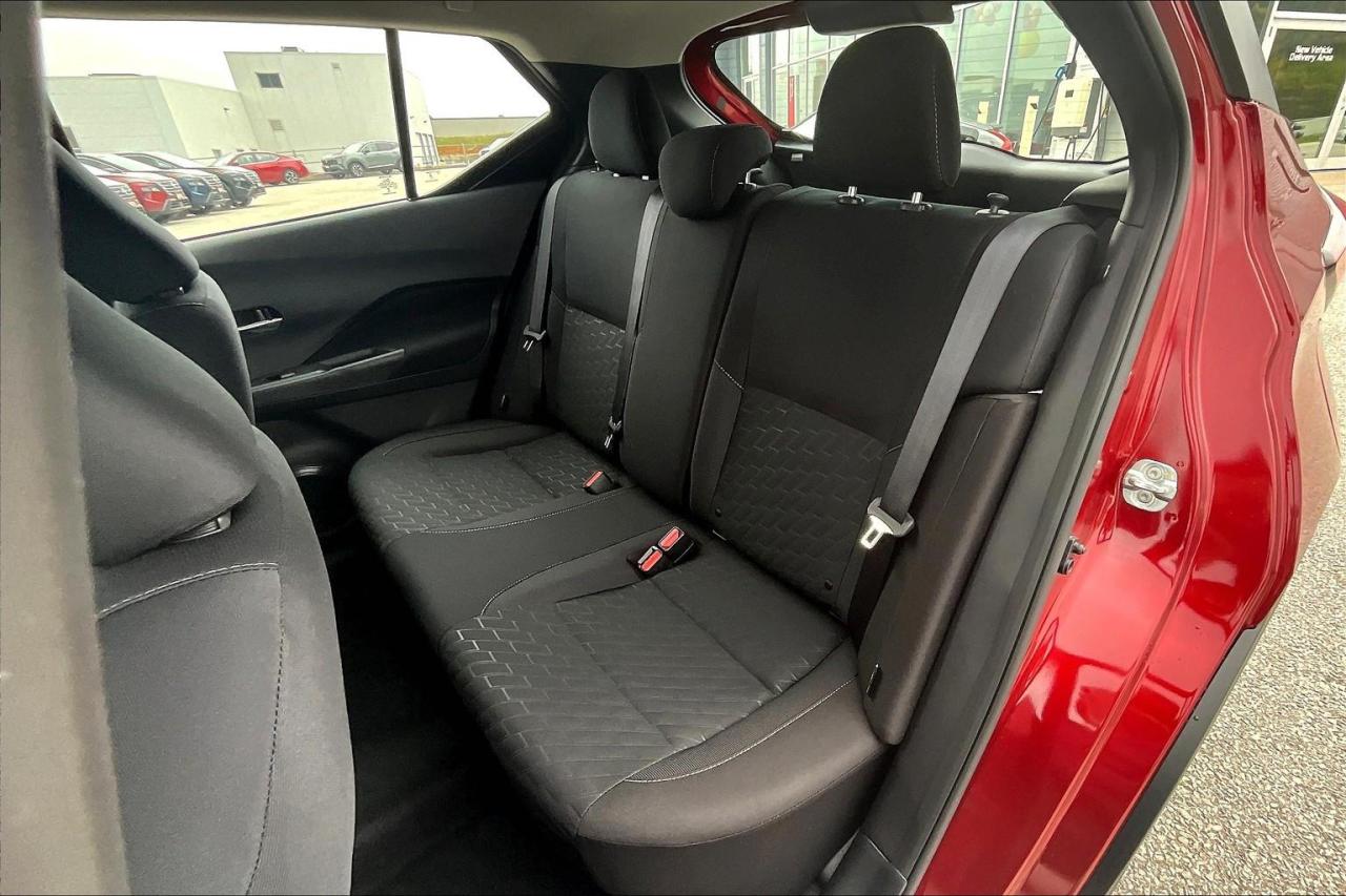 2025 Nissan Kicks Play SV 4dr Front-Wheel Drive Photo