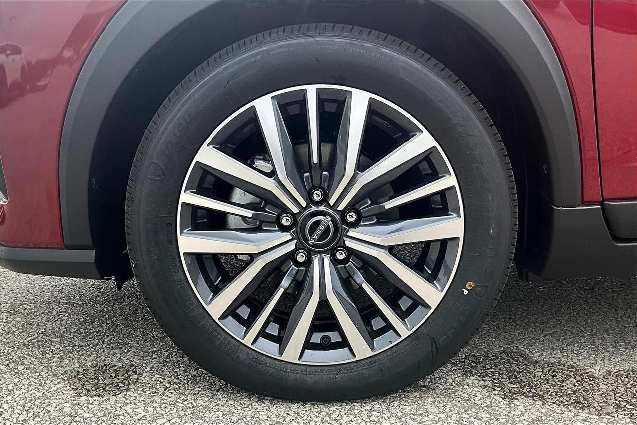 2025 Nissan Kicks Play SV 4dr Front-Wheel Drive Photo