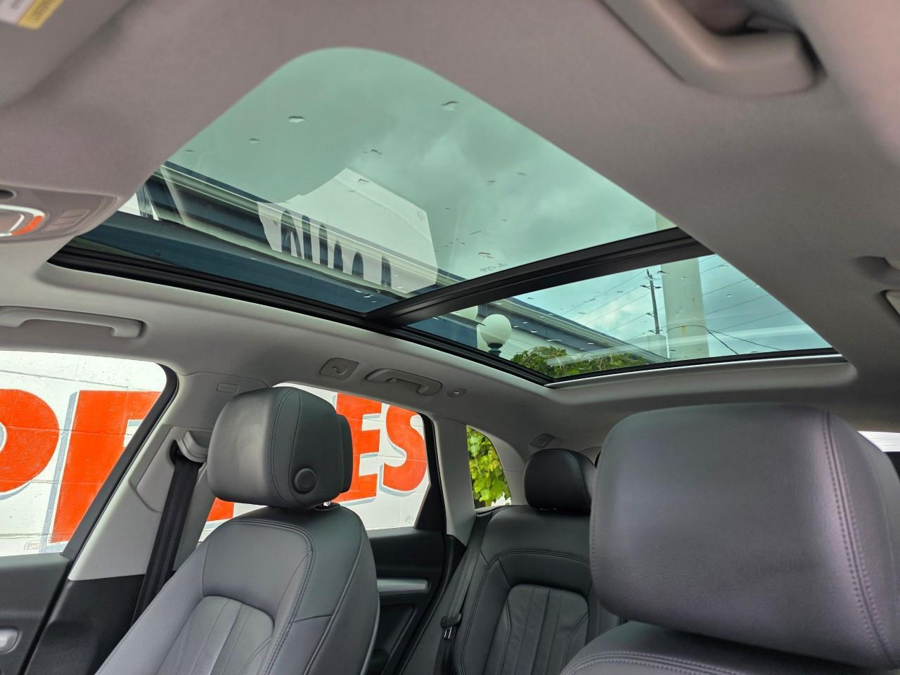 2018 Audi Q5 2.0T Progressiv 4dr All-wheel Drive quattro Sport Utility Photo