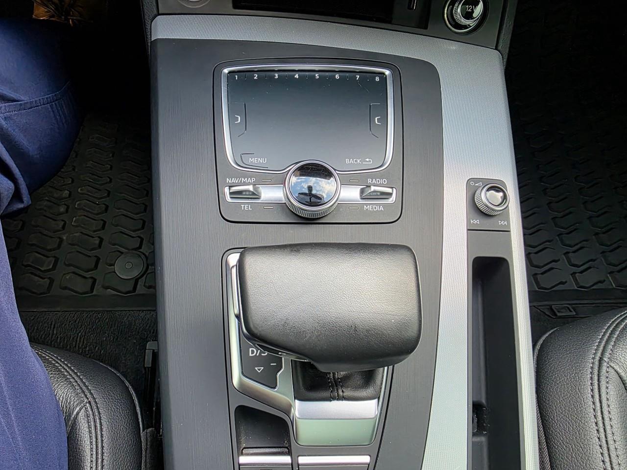 2018 Audi Q5 2.0T Progressiv 4dr All-wheel Drive quattro Sport Utility Photo