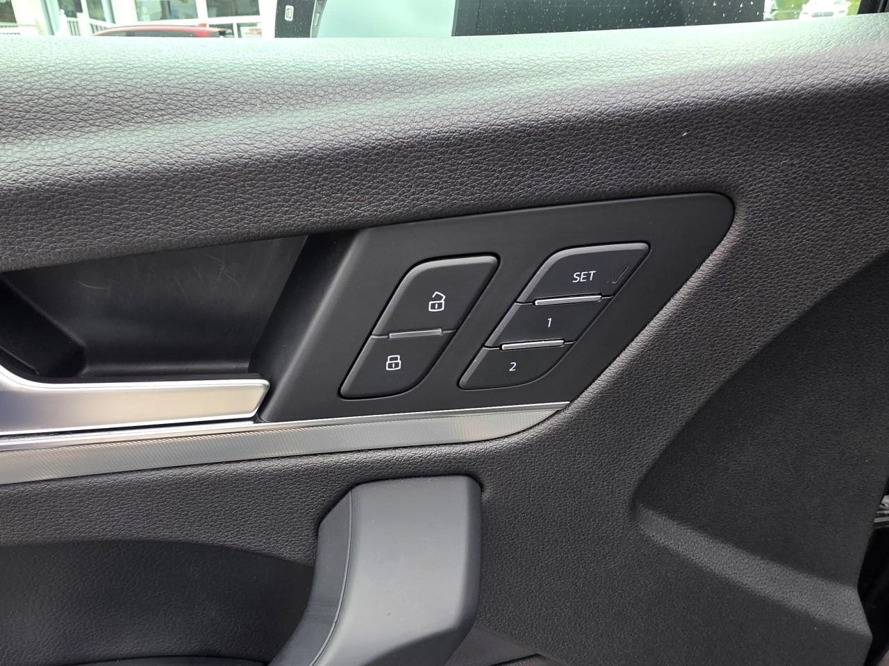 2018 Audi Q5 2.0T Progressiv 4dr All-wheel Drive quattro Sport Utility Photo